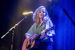 Enderrock Sona amb Intana i Joan Rovira <p>Intana</p><p>F: Xavier Mercadé</p>